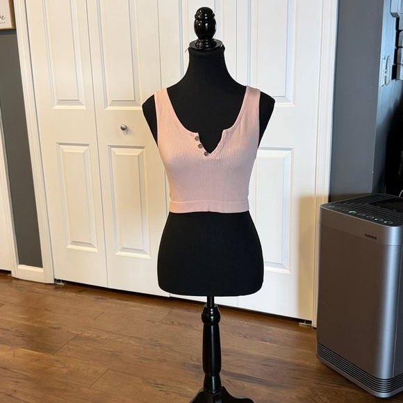 By Together Pink Ribbed Crop Top - Picture 8 of 8